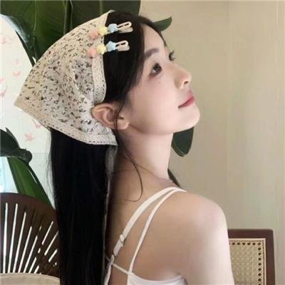 橙色女孩