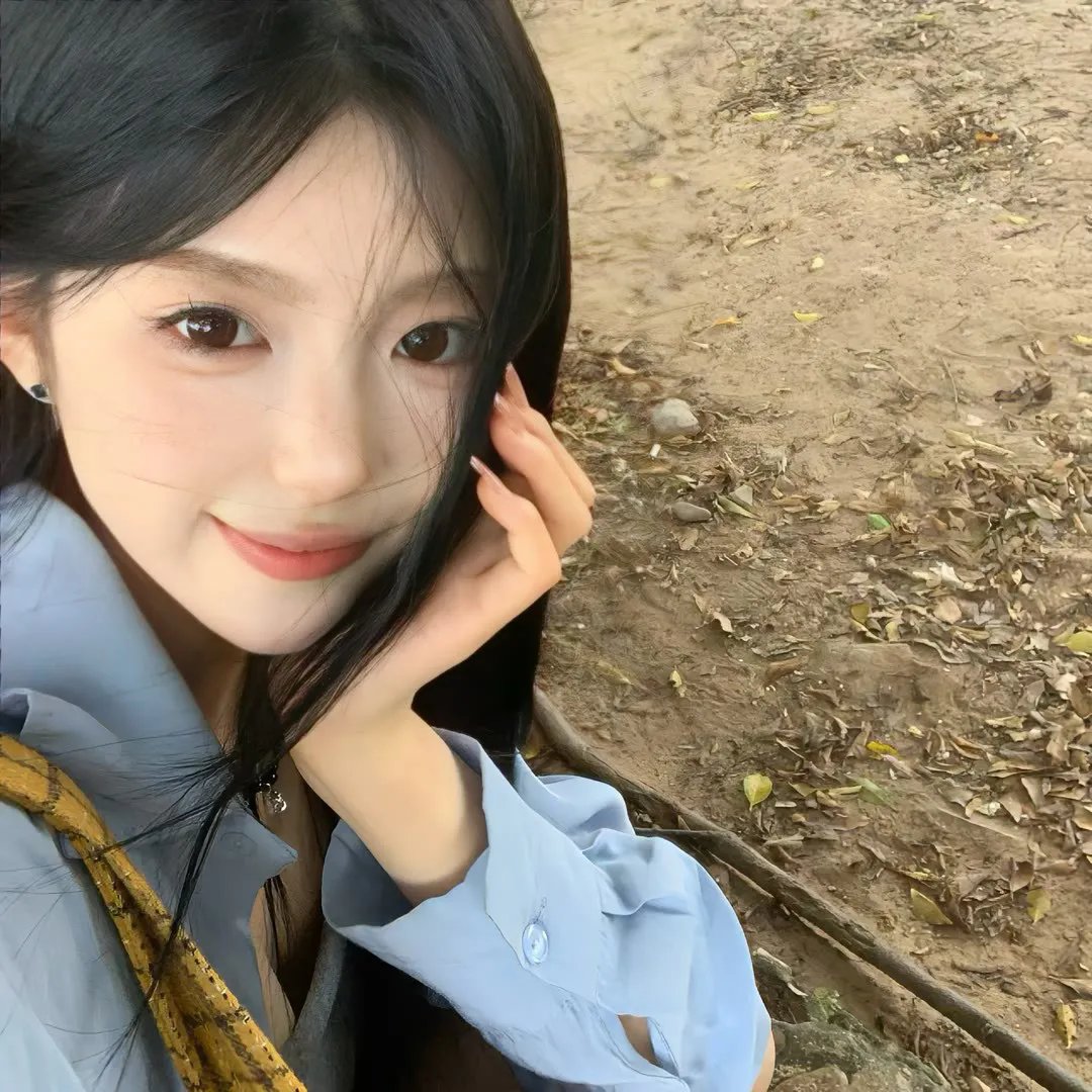 然后,她找到了我